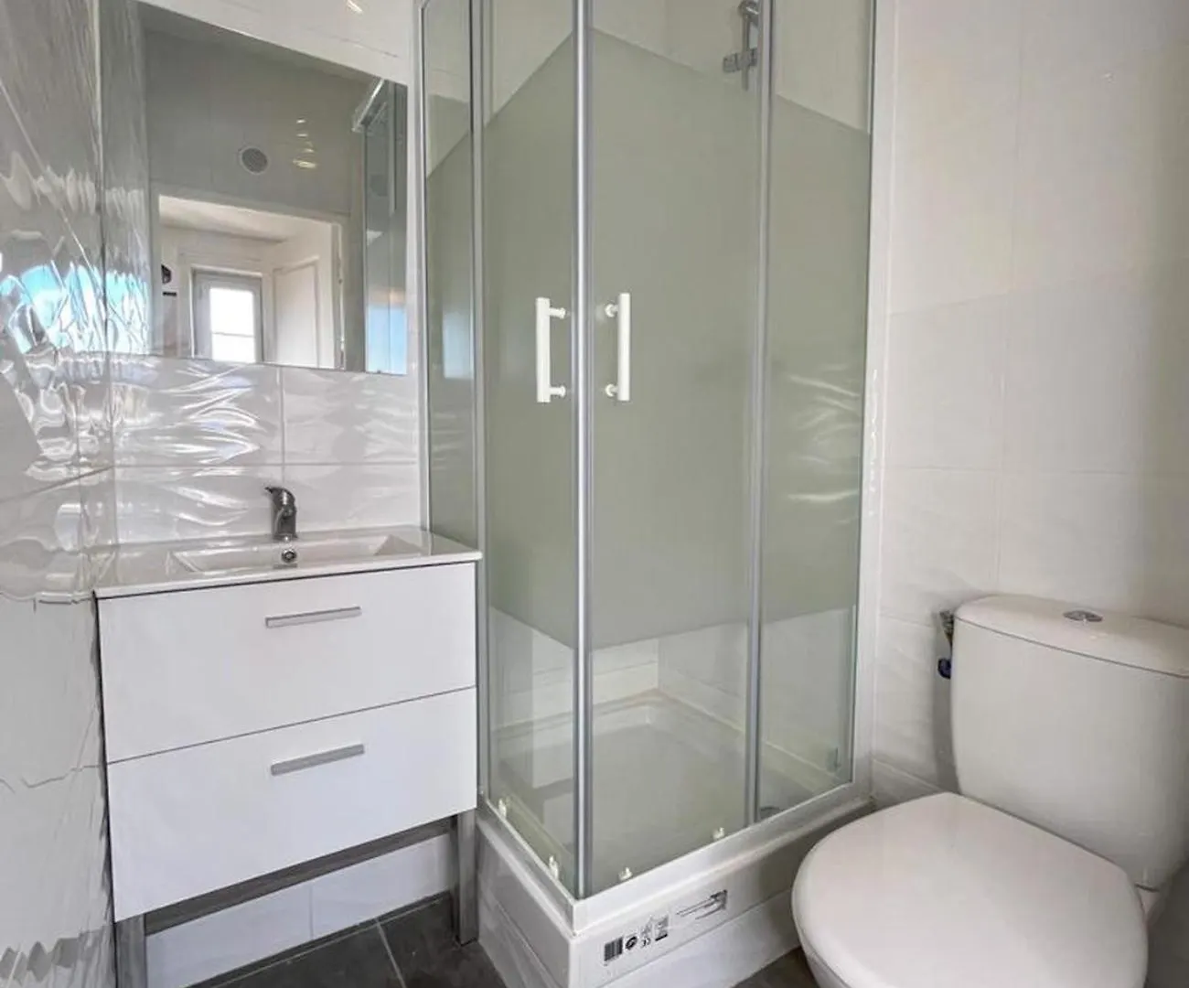 Suite Athos - Check In H24 - Proche Centre Ville Lione